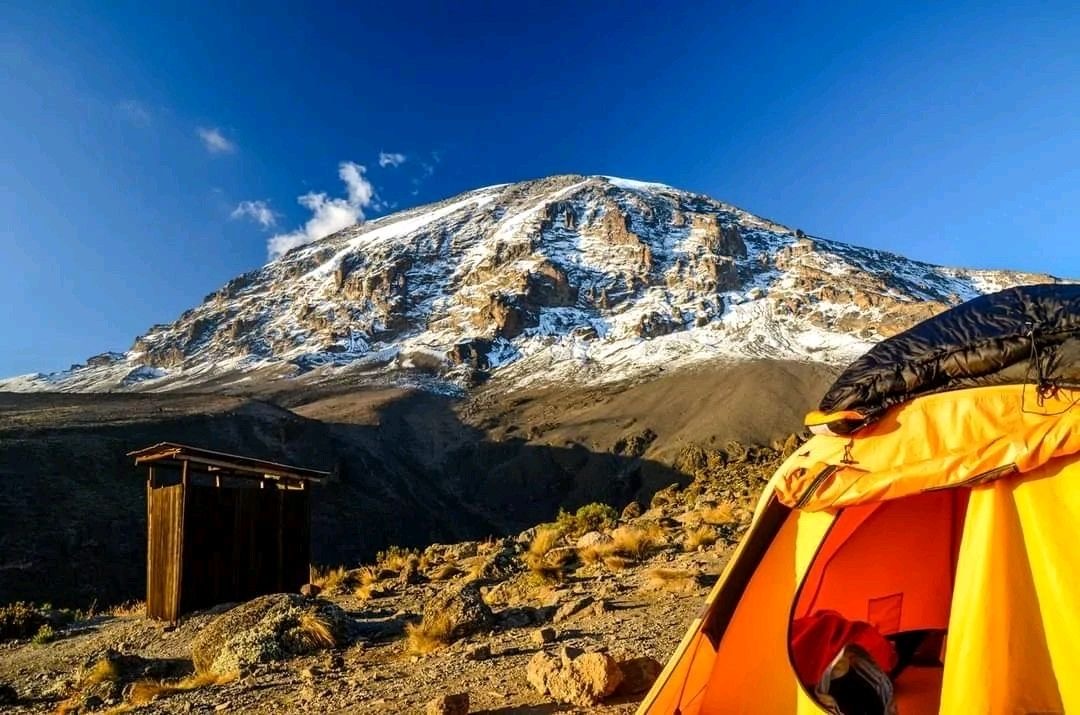 Mountain landscape photo